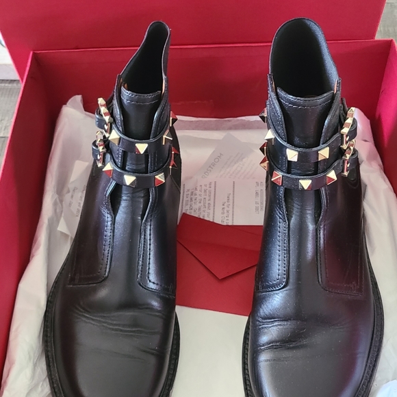 Valentino Garavani Rockstud Ankle Boots - Picture 4 of 12